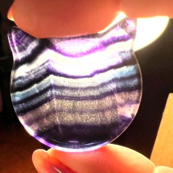 Beautiful Rainbow Fluorite Mini Cat Bowl Carving - Picture 4 of 6